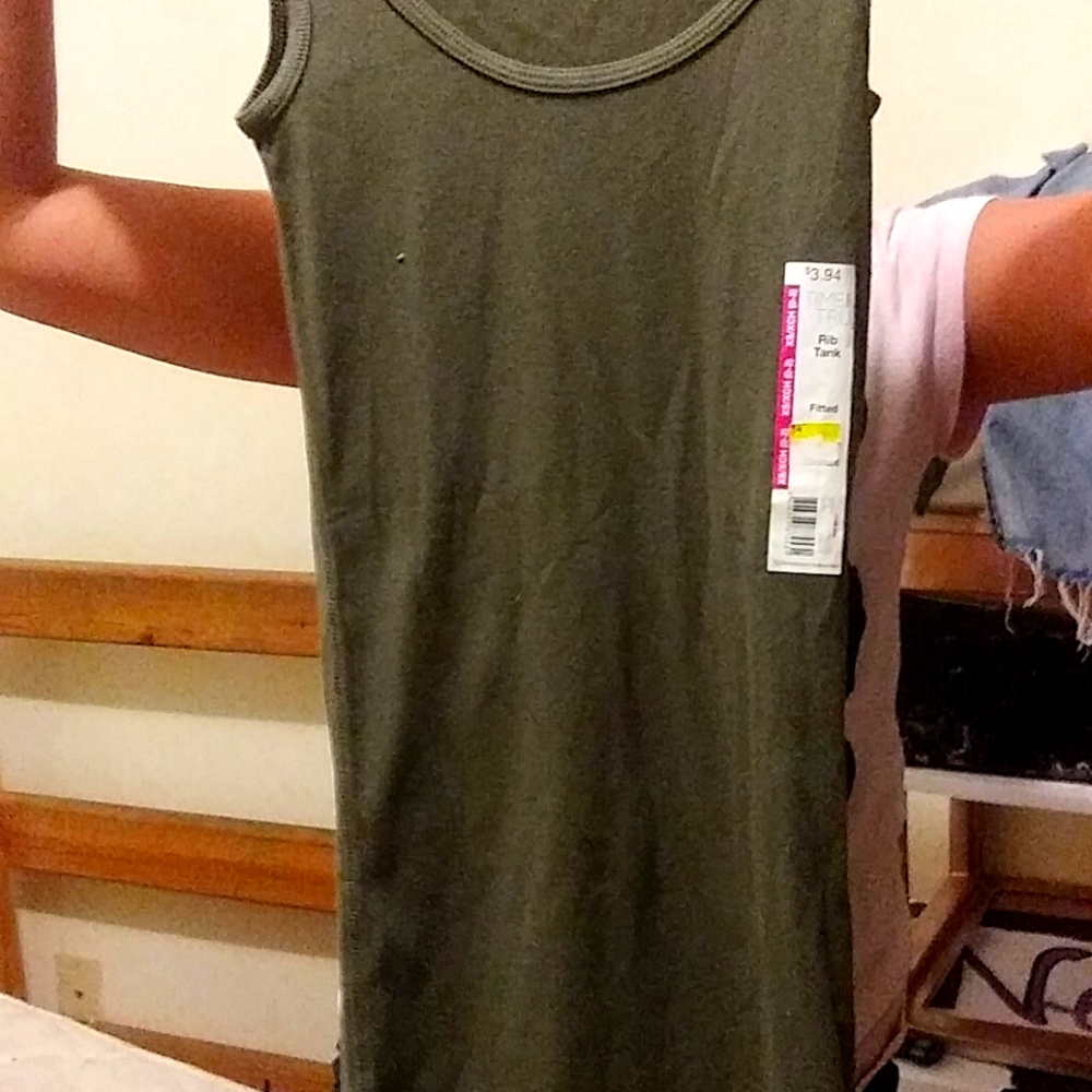 A brand new time true tank top